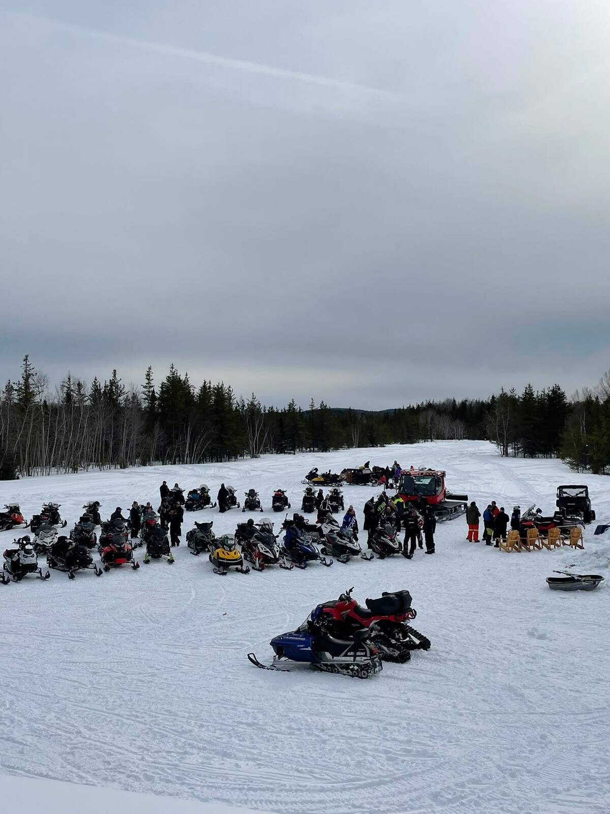 Camp base Casey for sale